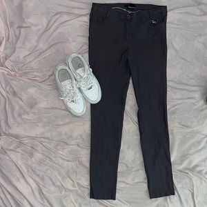 Gray Skinny Jeans ( Stretch )